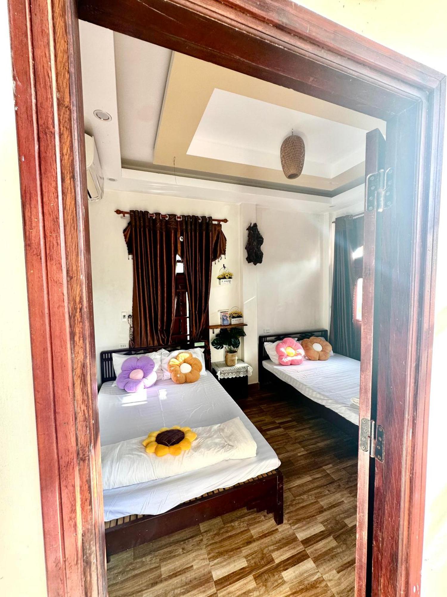 Ngo Khanh Homestay Tân Hiệ Exterior foto